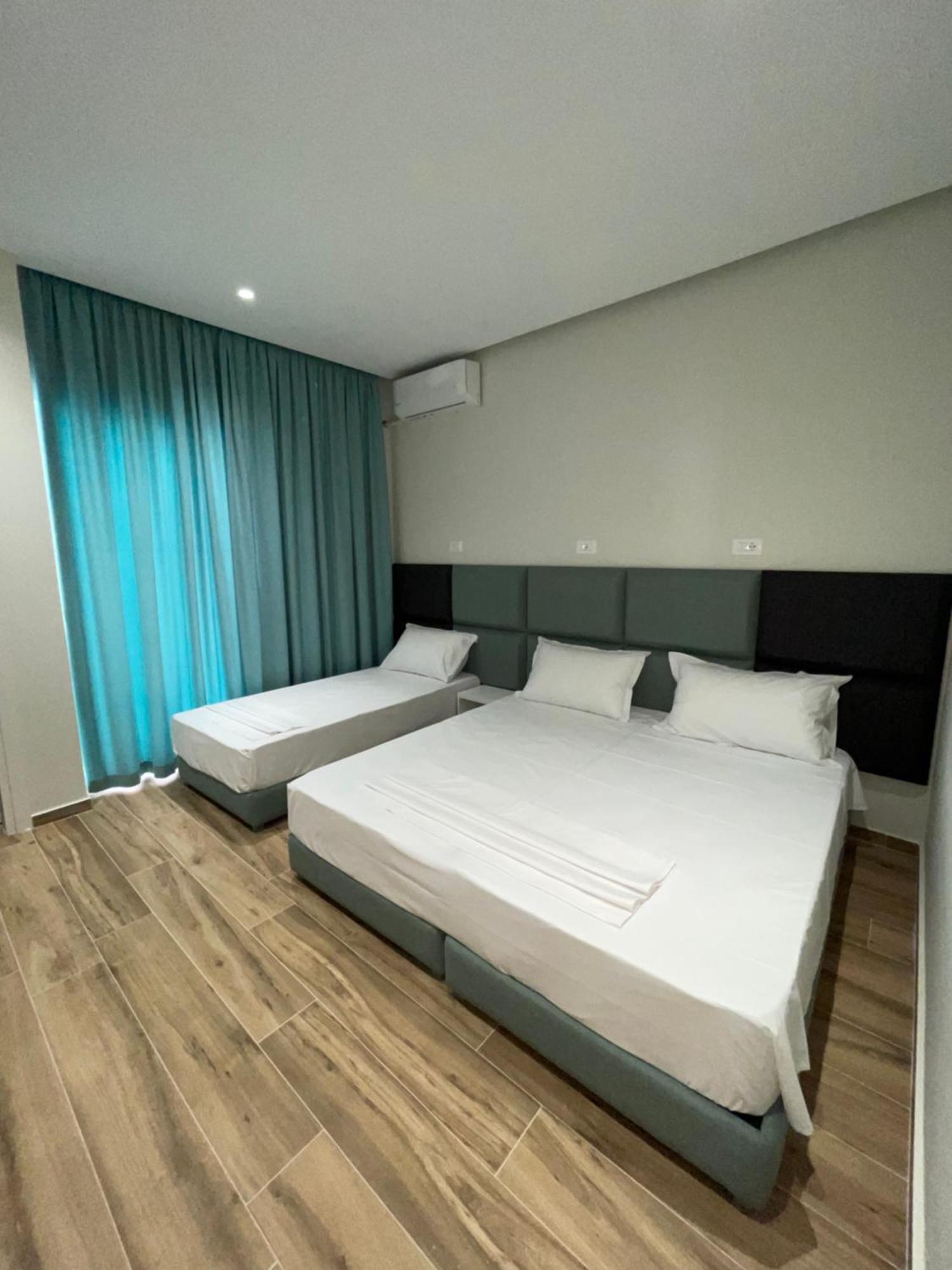 Hotel Rai ซารานเดอ ภายนอก รูปภาพ